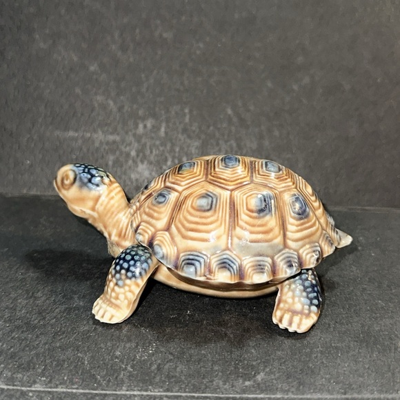 Wade Whimsies Tortoise Turtle Trinket Box w/ Lid Porcelain Vintage England - Picture 4 of 8